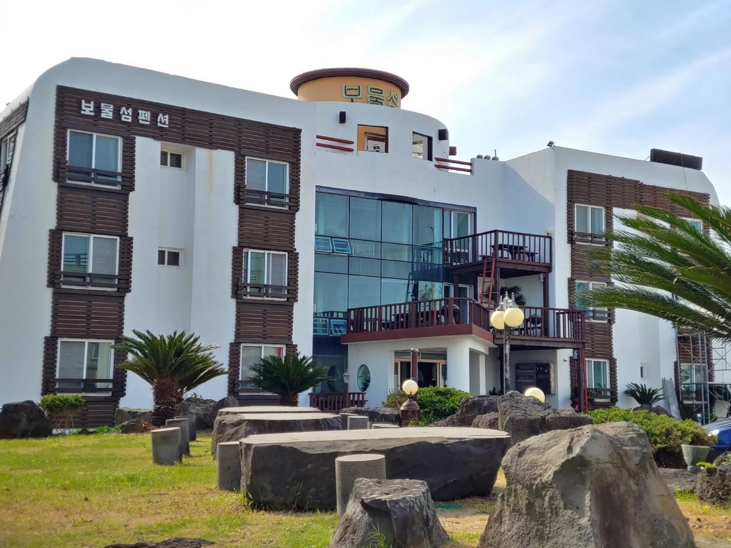 Bomulsum Pension Seogwipo-stad Buitenkant foto